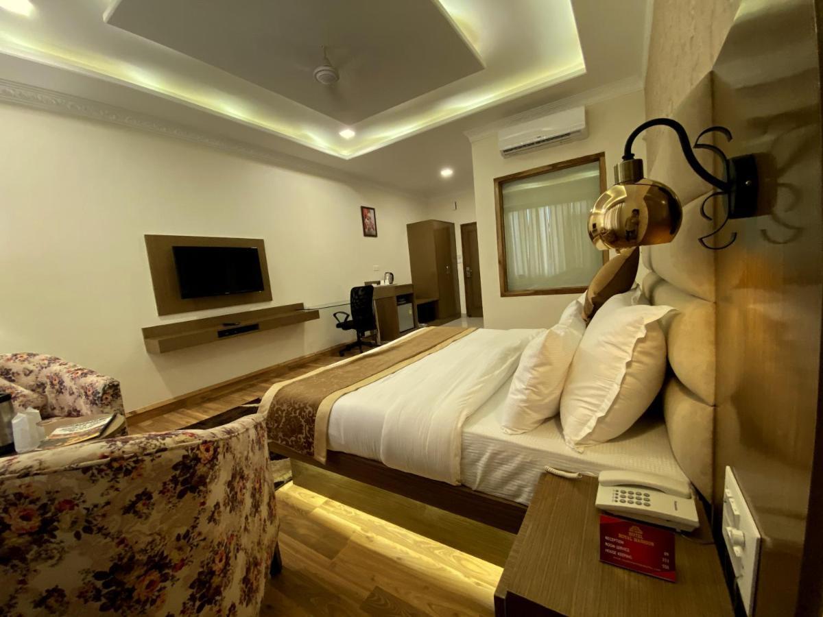 Royal Mansion 호텔 Kulu 외부 사진